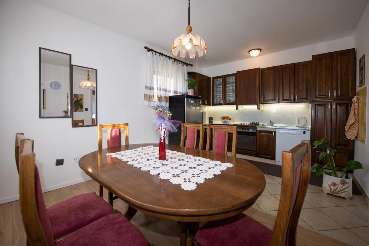 Apartman Elvis Lovran Dış mekan fotoğraf