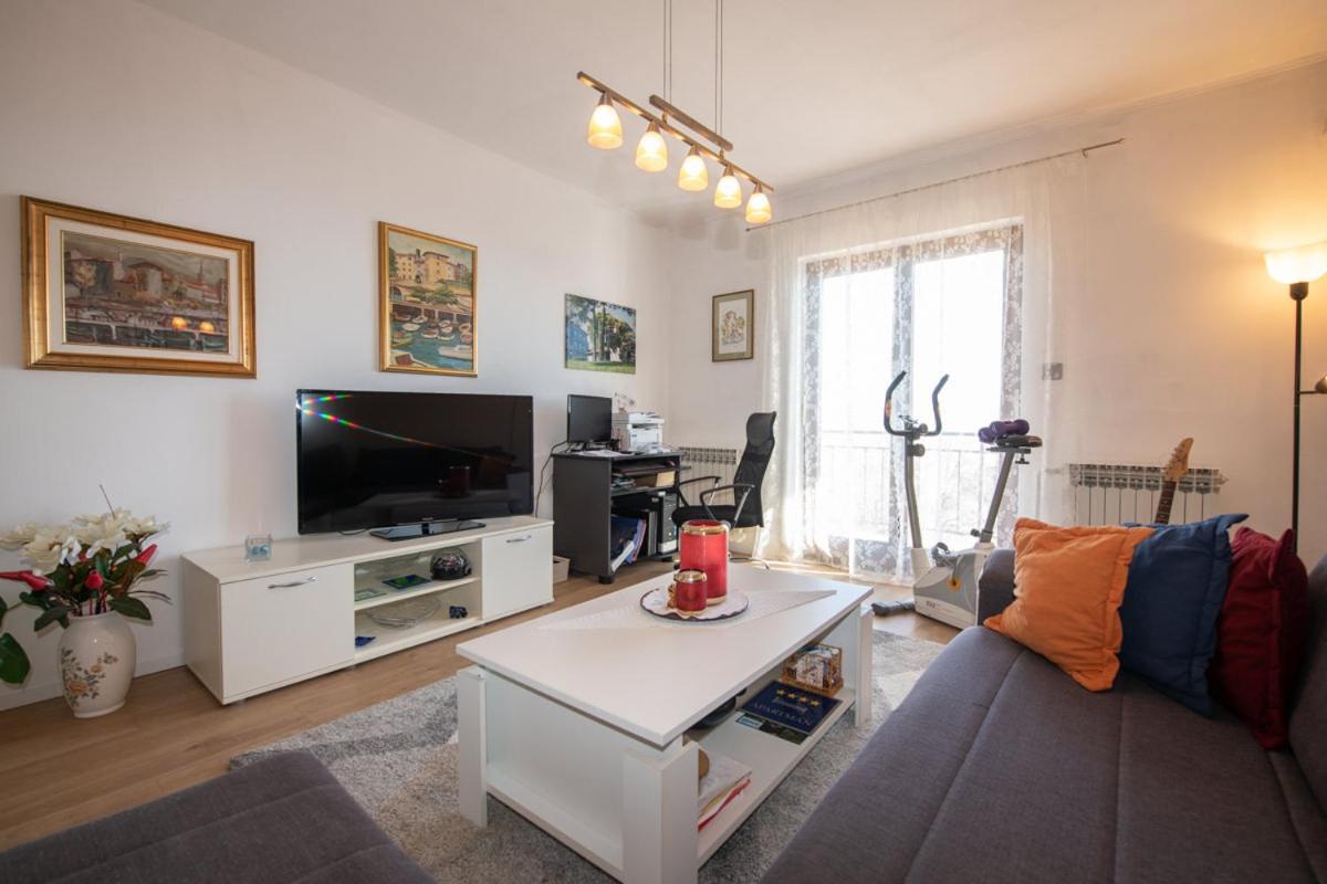 Apartman Elvis Lovran Dış mekan fotoğraf